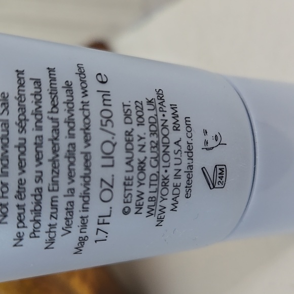 Estee Lauder Perfectly Clean Multi Action Foam Cleanser/Purifying Mask 1.7fl OZ - Picture 4 of 4